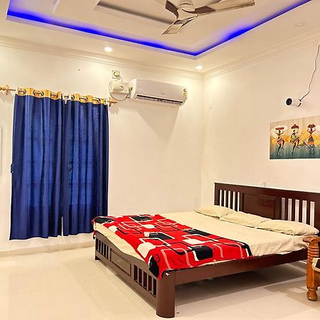 La Bay Luxury Beach Bungalow Pondicherry Exterior foto